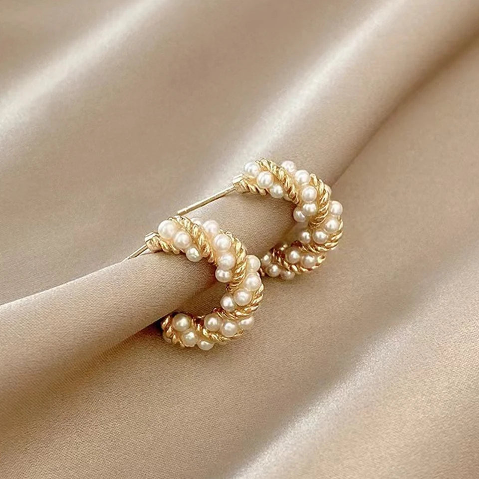 "Yupsk Pearl Hoop Earrings – Elegant Round Design"