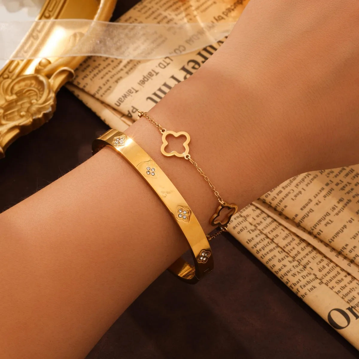 Love Shine Bracelet Set"