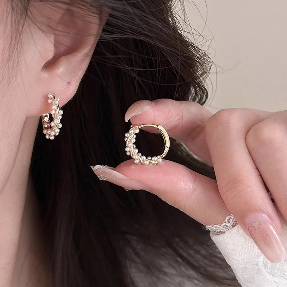 "Yupsk Pearl Hoop Earrings – Elegant Round Design"