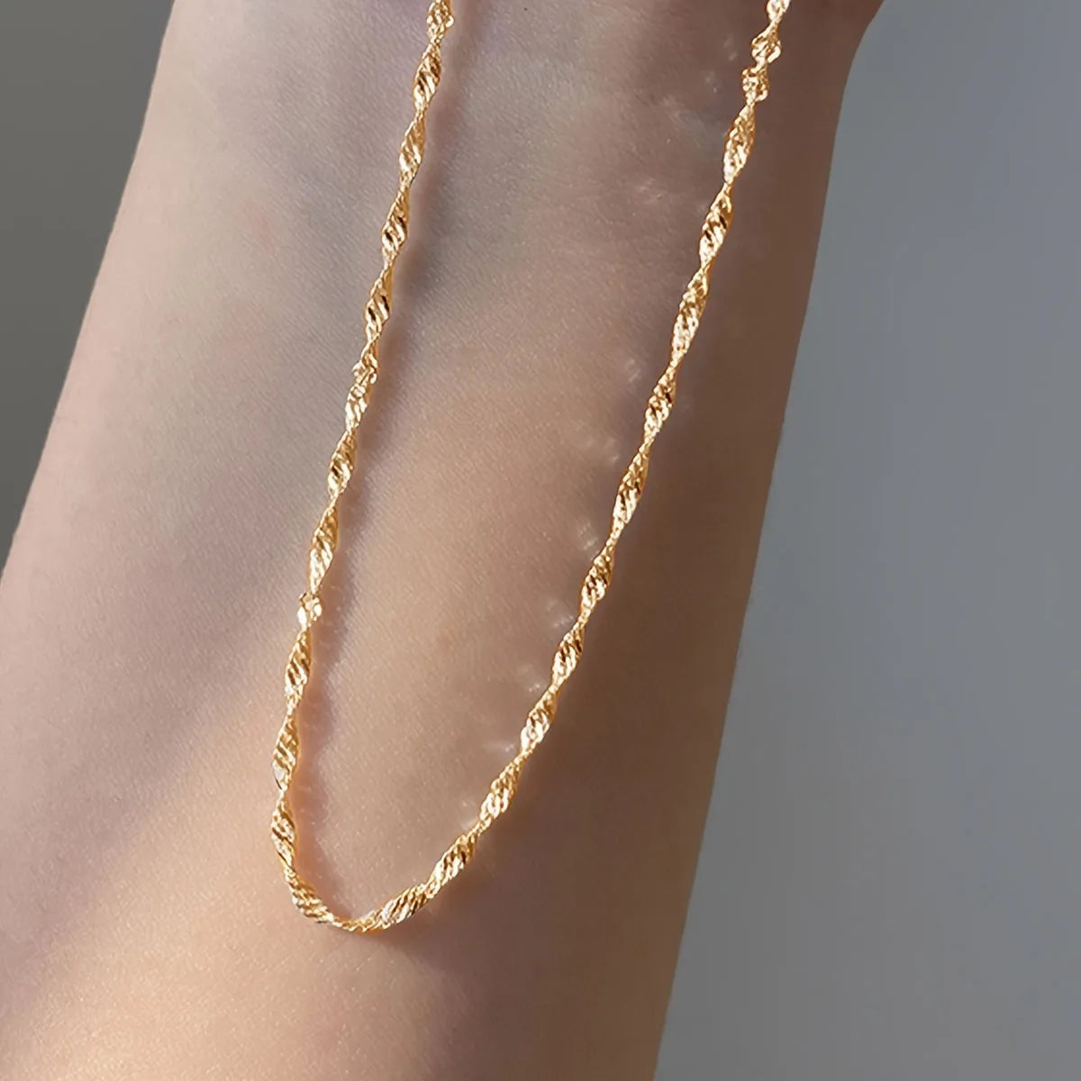 "Golden Elegance – Slim Chain Necklace"