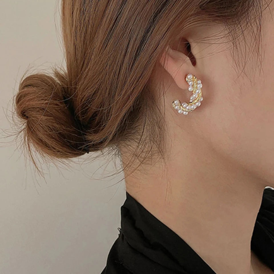 "Yupsk Pearl Hoop Earrings – Elegant Round Design"