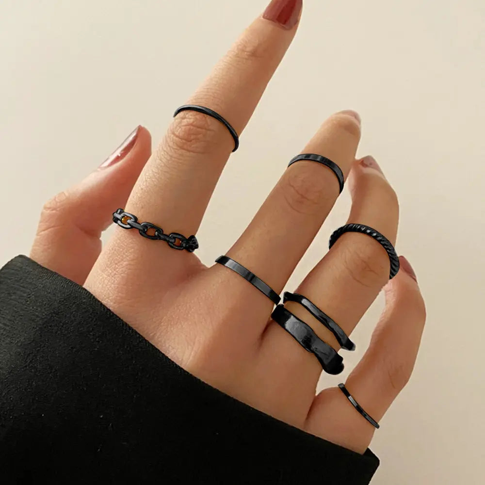 "7-Piece Geometric Ring Set – Chic & Minimal"