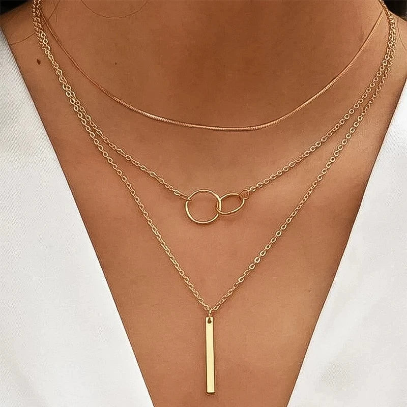 "Golden Layers – Rectangle Pendant Necklace"